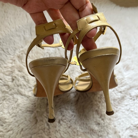 Gucci Strappy Sandals with Gold Logo Plaque Size 37.5C - Picture 9 of 15